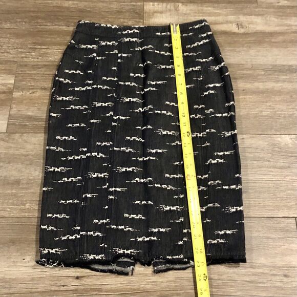 Nanette Lepore Pencil Skirt 2 Dark Blue White Textured Raw Hem Cotton Linen - Picture 4 of 13